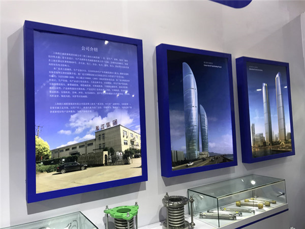 CS/EPDM無標，PN1.0,DN200*150的異徑橡膠接頭幫我報個價