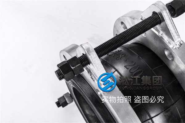 DN40口徑的橡膠接頭爆掉了，需要配套新的橡膠接頭