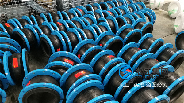 太陽能用循環(huán)泵DN250NASI耐低溫軟接頭橡膠，價(jià)格多少一臺(tái)